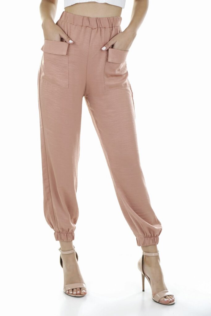 Bas de jogging en maille rose poudré, gamme athleisure